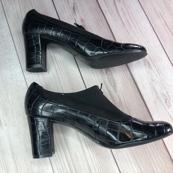 Franko Sarto Ankle Boots with zipper Size 8 - Picture 4 of 8